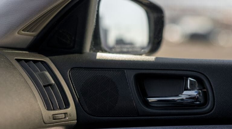 Car door panel